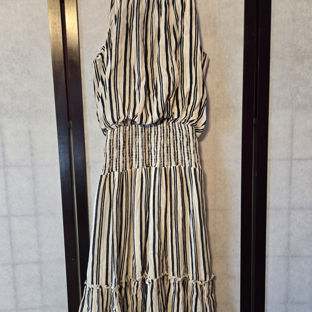 She + Sky M Black and White Dress